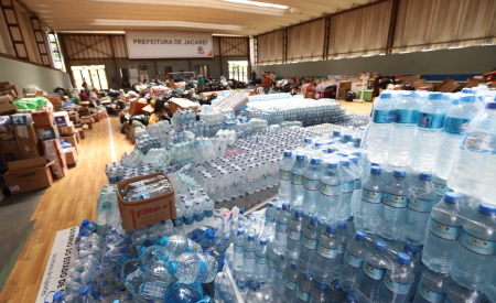 Boletim: Fundo Social arrecada 300 toneladas de donativos (26.02